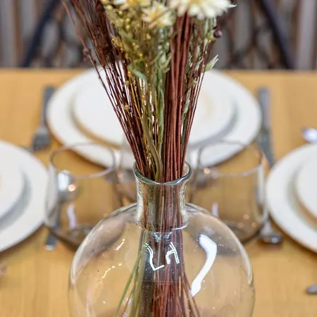 Rose Ecrin De Charme Avec Parking Terrasse Privee Et Jardin Partage