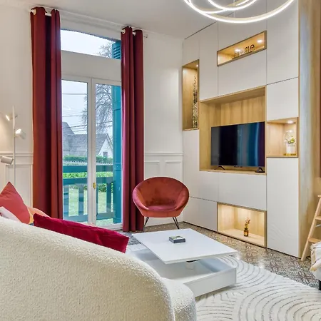 Rose Ecrin De Charme Avec Parking Terrasse Privee Et Jardin Partage * Grand-Couronne