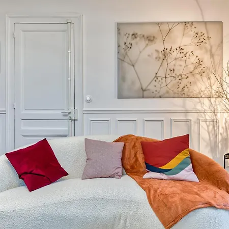 Rose Ecrin De Charme Avec Parking Terrasse Privee Et Jardin Partage Apartamento