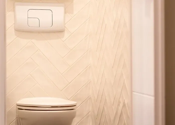 Appartement Rose écrin De Charme Avec Parking Terrasse Privée Et Jardin Partagé Grand-Couronne