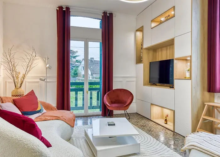 Rose écrin De Charme Avec Parking Terrasse Privée Et Jardin Partagé * Grand-Couronne