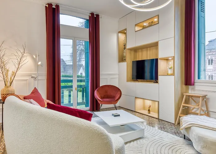 Rose écrin De Charme Avec Parking Terrasse Privée Et Jardin Partagé * Grand-Couronne