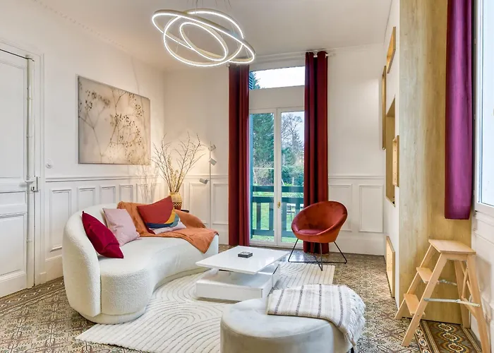 Rose écrin De Charme Avec Parking Terrasse Privée Et Jardin Partagé